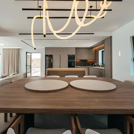 Villa Splendid Mykonos Waterfront *