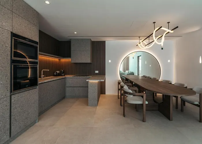 Splendid Mykonos Waterfront Villa *