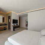 Splendid Mykonos Waterfront *