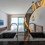 Splendid Mykonos Waterfront * פלאטיס יאלוס