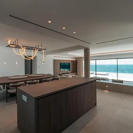 Splendid Mykonos Waterfront Βίλα Πλατύς Γιαλός