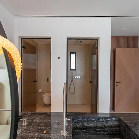 Splendid Mykonos Waterfront Πλατύς Γιαλός