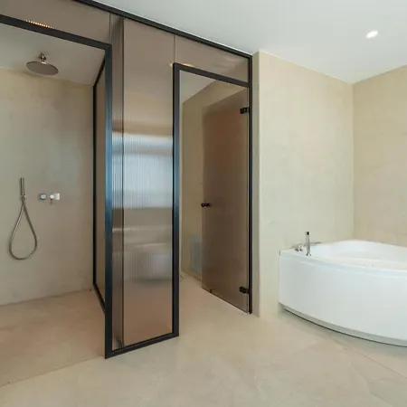 Splendid Mykonos Waterfront Βίλα Πλατύς Γιαλός