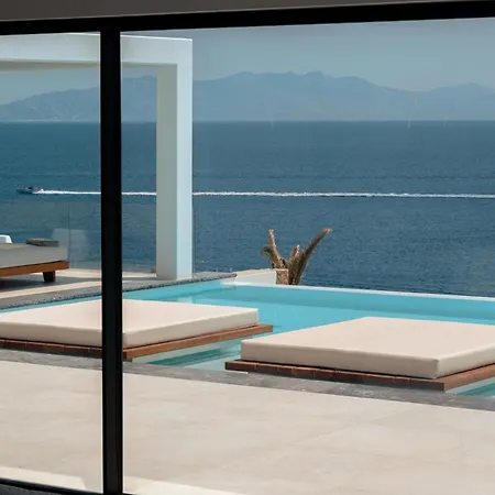 Splendid Mykonos Waterfront *